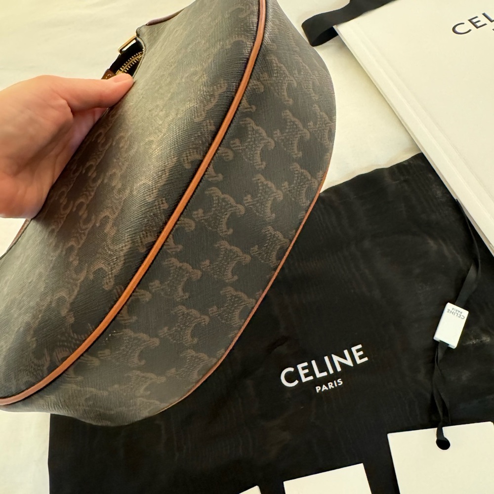 CELINE AVA BAG IN TRIOMPHE CANVAS AND CALFSKIN - Picture 2 of 8